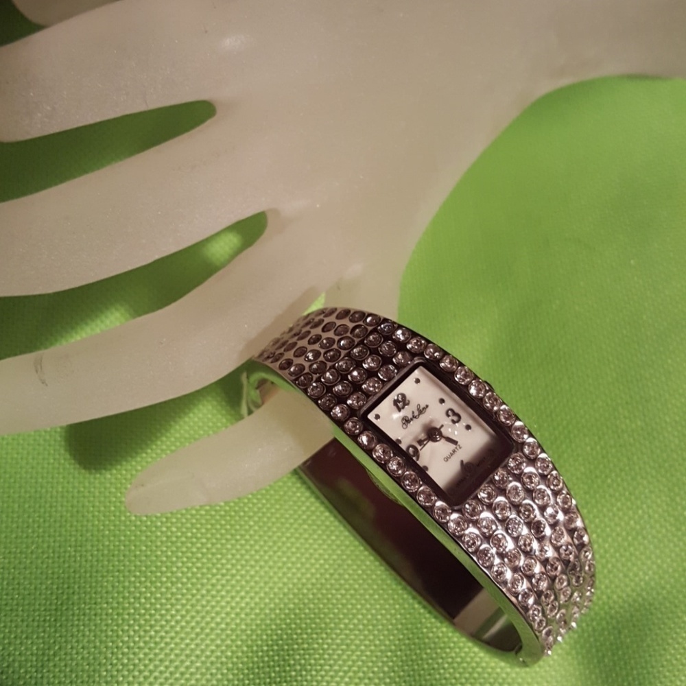DIAMOND dream watch. new